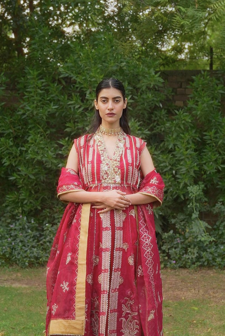 Fariha Sheikh (EZLYN)