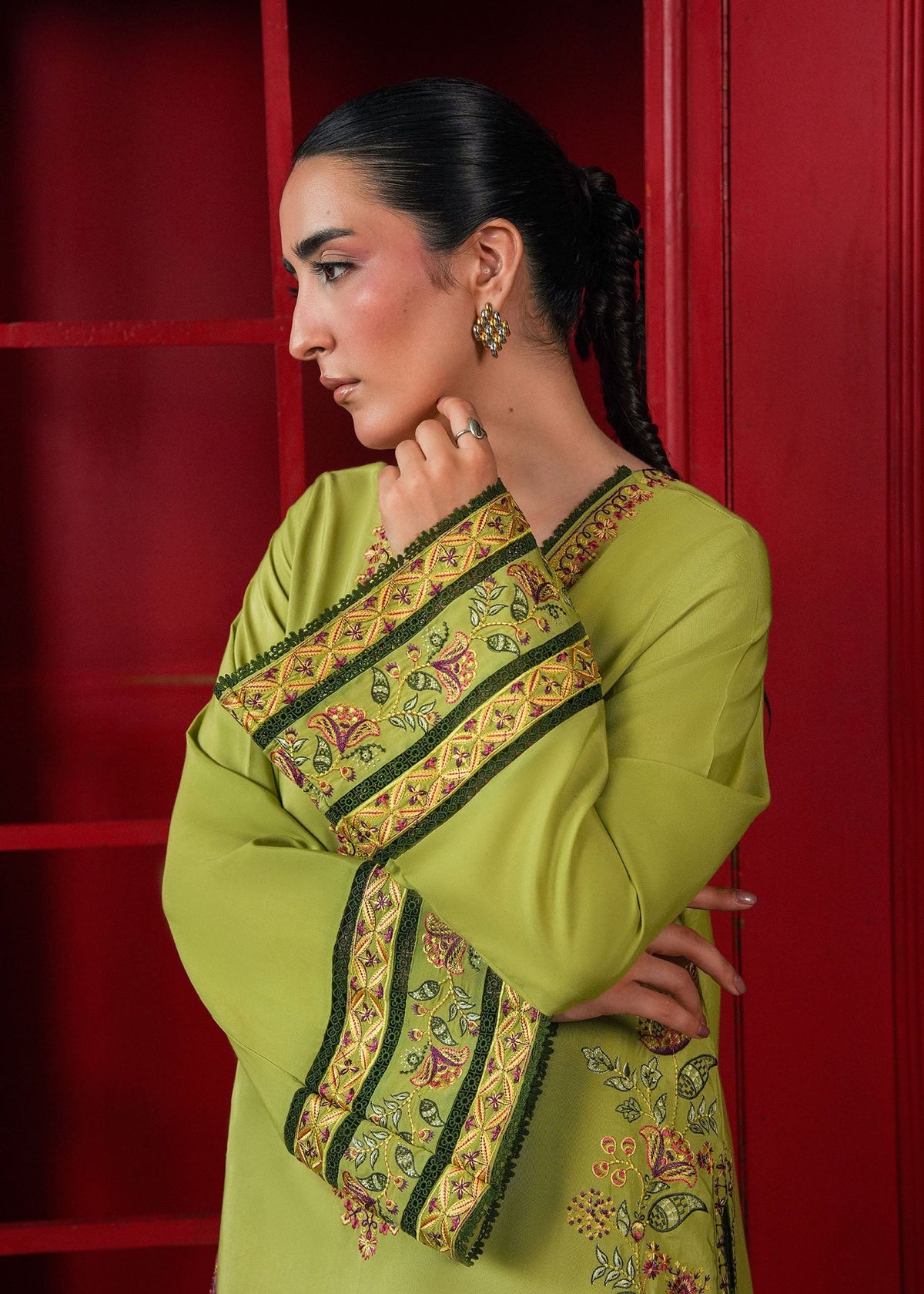 MSD-06 green outfit 03244