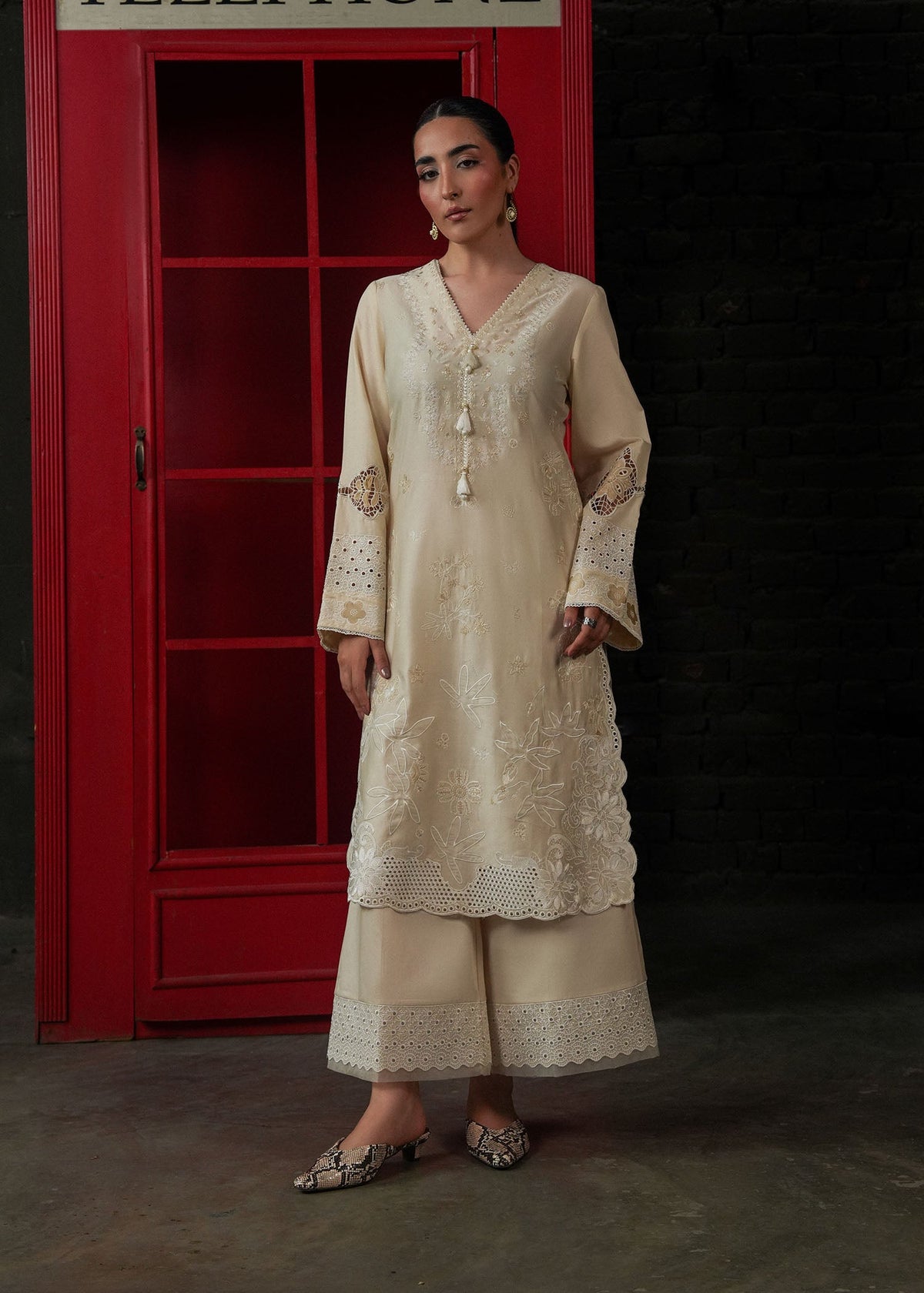 MSD-02 ivory embroidered outfit 03202