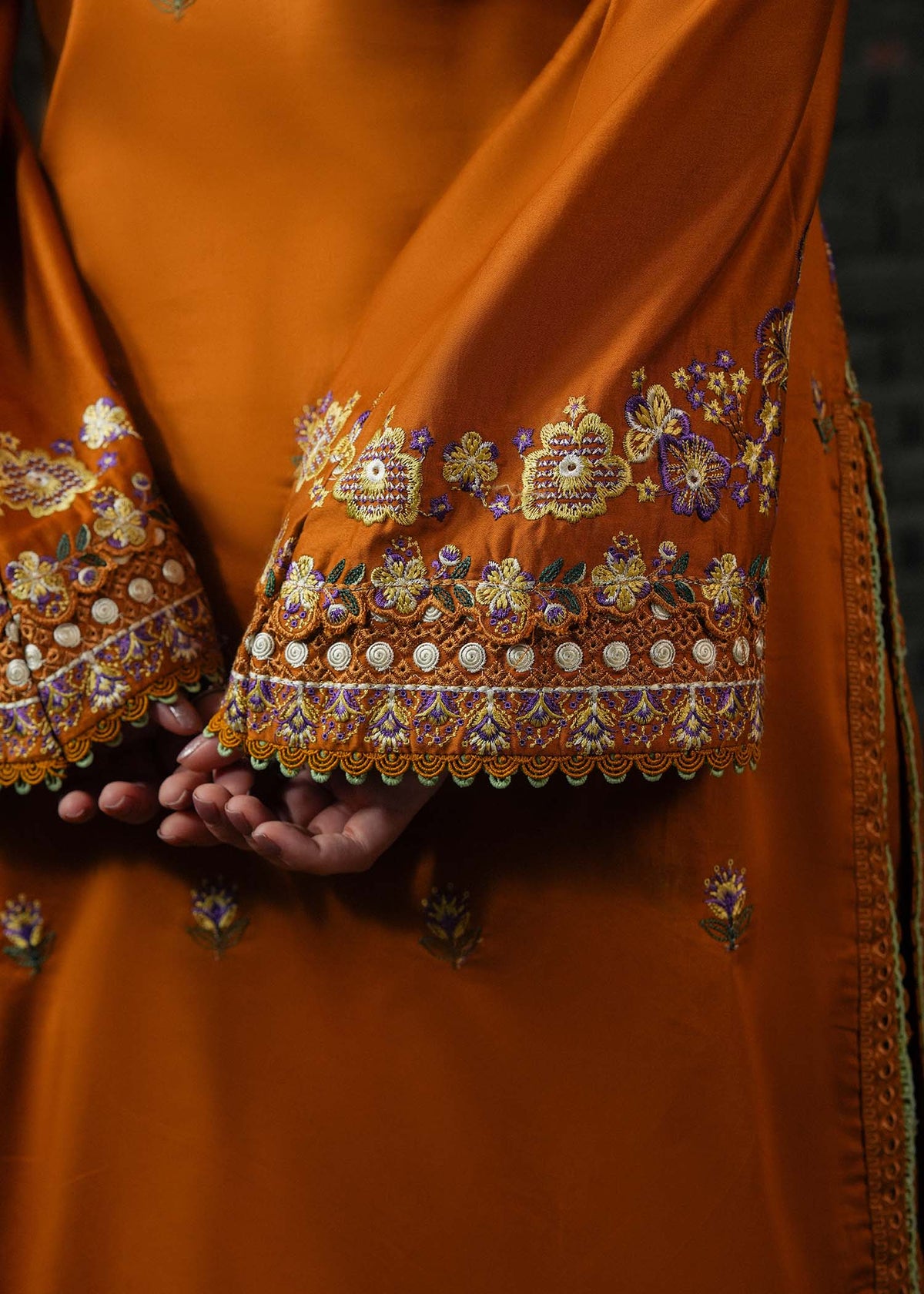 MSD-03 orange outfit 03403