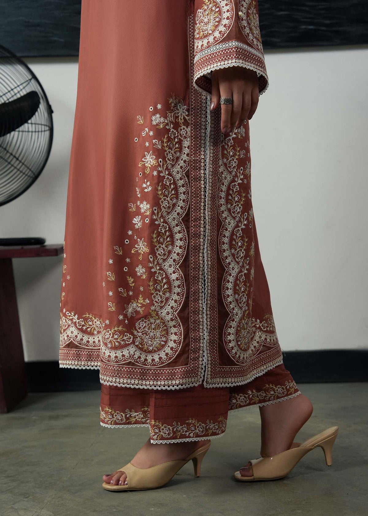 MSD-08 maroon outfit 03039